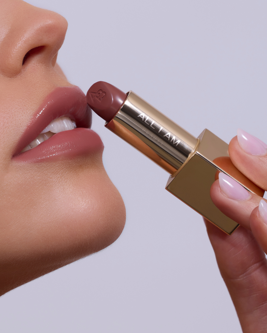 The Lipstick Lady Posh